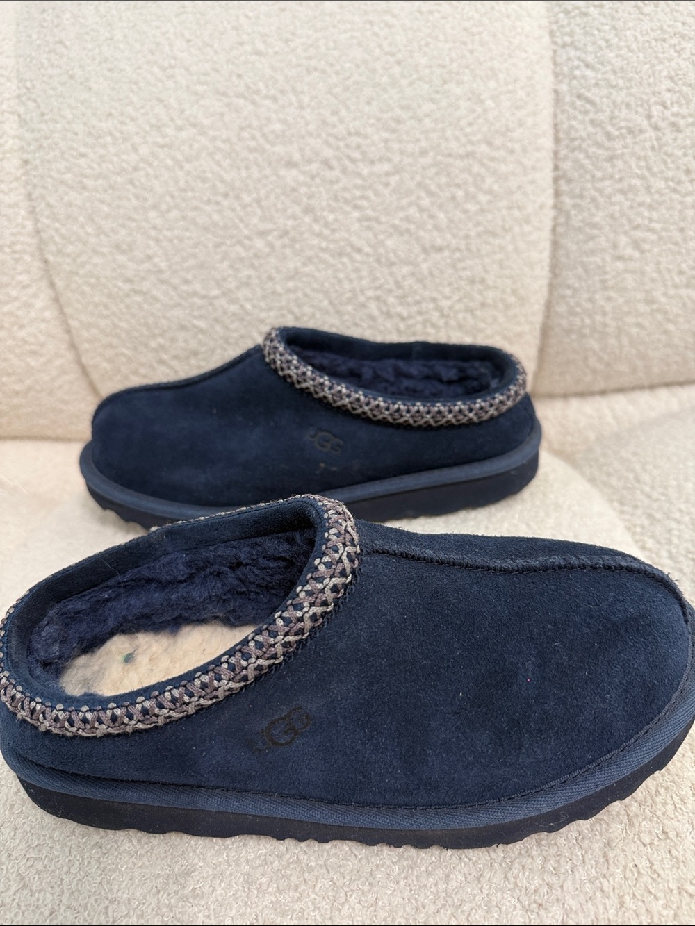 UGG Kids Dark Navy Suede Slip-On Clogs - Picture 4 of 13